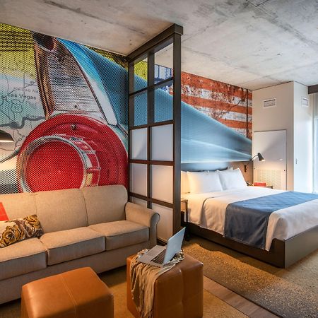 Hotel Indigo Tulsa Dwtn/Entertainment Area Экстерьер фото
